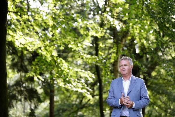 Guus Hiddink (73) weer bondscoach: 'Ik kon moeilijk nee zeggen'