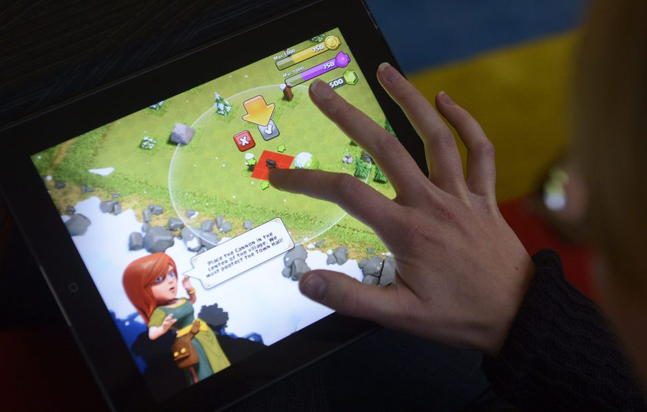 Oostenrijkse ex-politicus speelde Clash of Clans op kosten van zijn partij