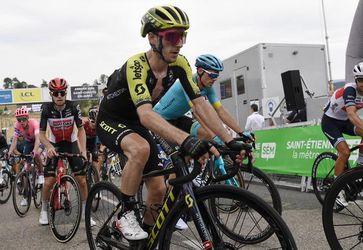 Dit is de Tour-ploeg van Mitchelton-Scott, dat de pijlen richt op etappezeges