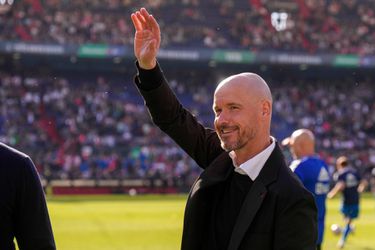 Erik ten Hag over vertrek naar Manchester United: 'Grote eer, maar focus ligt nog bij Ajax'
