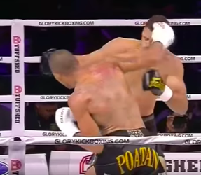 Kickbokser Belgaroui verliest wereldtitelgevecht na flinke KO in 1e ronde (video)