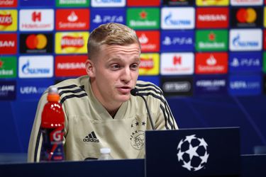 Van de Beek kent totaal geen zenuwen voor belangrijke CL-pot: 'Heb er heel veel zin in'