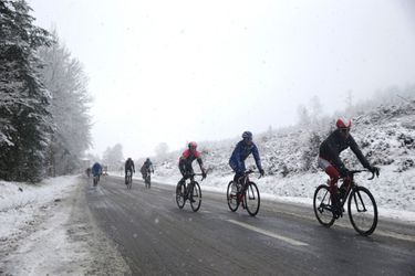 Sneeuw zit Ronde van Romandië dwars, etappe ingekort