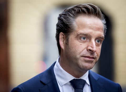 Kabinet verlengt avondklok met 2 weken, wellicht daarna weer buiten sporten na 21.00u