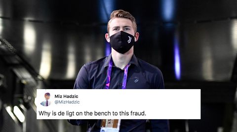 Voetbalfans BOOS op Pirlo: 'Waarom zit De Ligt op de bank?'