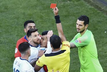 Lionel Messi mag corona 'bedanken': hij ontloopt schorsing van rode kaart