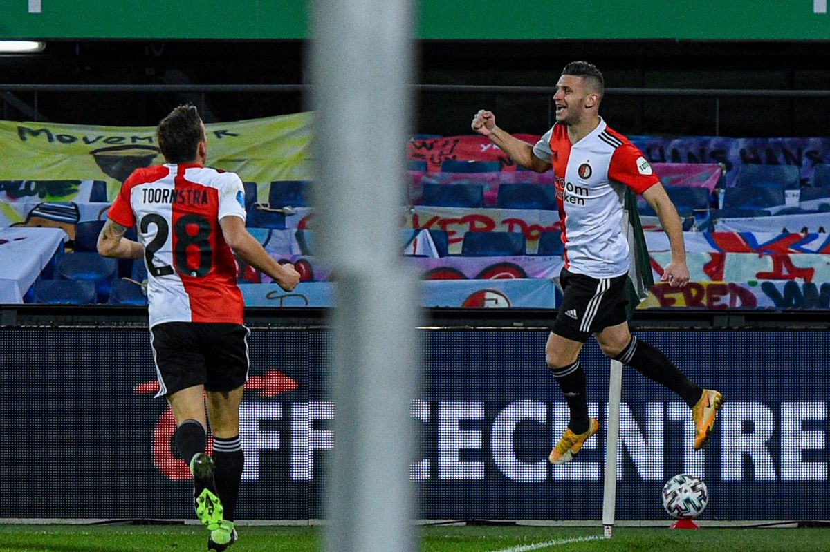 In de allerlaatste wedstrijd van 2020 is Bryan Linssen eindelijk van de 0 af in De Kuip: hattrick tegen Heerenveen