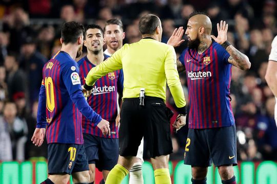 HAHA! Dit is hoe 'El Sierd' El Clásico opende in 2014 (video)