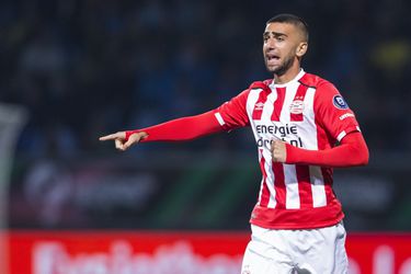 Afgeschreven Kardes mag het toch proberen bij Jong PSV, onder 17 huurt Kjølø