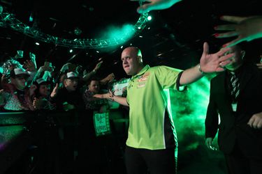 'Van Gerwen is de Maradona van het darten' (video)