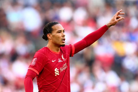 Virgil van Dijk op de bank in beslissende wedstrijd, check hier opstellingen van Liverpool en ManCity