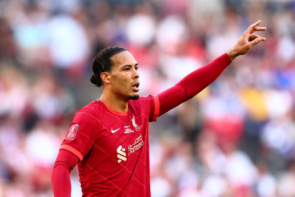 Virgil van Dijk op de bank in beslissende wedstrijd, check hier opstellingen van Liverpool en ManCity