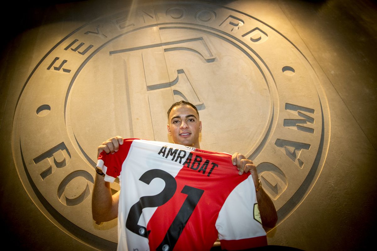 Amrabat past prima bij Feyenoord: 'Ik eet het gras bijna op'