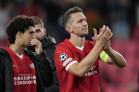 🎥​ | Check hier de samenvatting van PSV tegen Sevilla in de Champions League