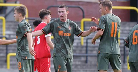 'Oekraïense jeugdspeler van Shakhtar Donetsk spoorloos na wedstrijd tegen Antwerp'