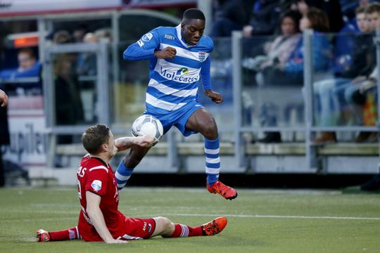 PEC Zwolle wint weer eens in eigen huis