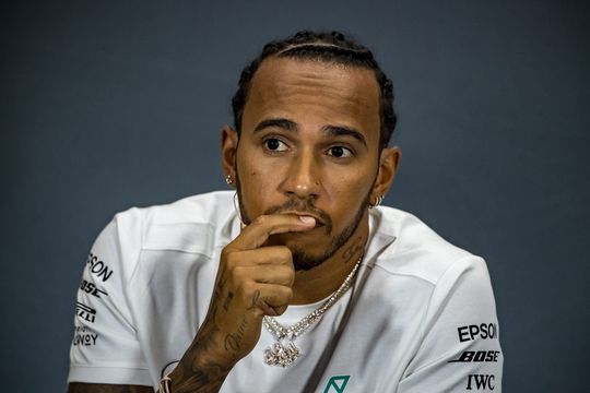 Boze Hamilton is bang dat tv-kijkers voor finales WK cricket en Wimbledon kiezen