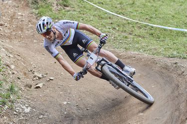 Zwitserland pakt op WK mountainbike 3e wereldtitel op rij, bijrol voor Nederland