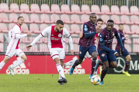 Good old Siem de Jong prikt hattrick tegen Willem II in oefenduel