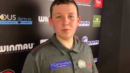 🎥🎯 | 15-jarig darts-talent Nathan Care gooit 9-darter bij JDC-toernooi