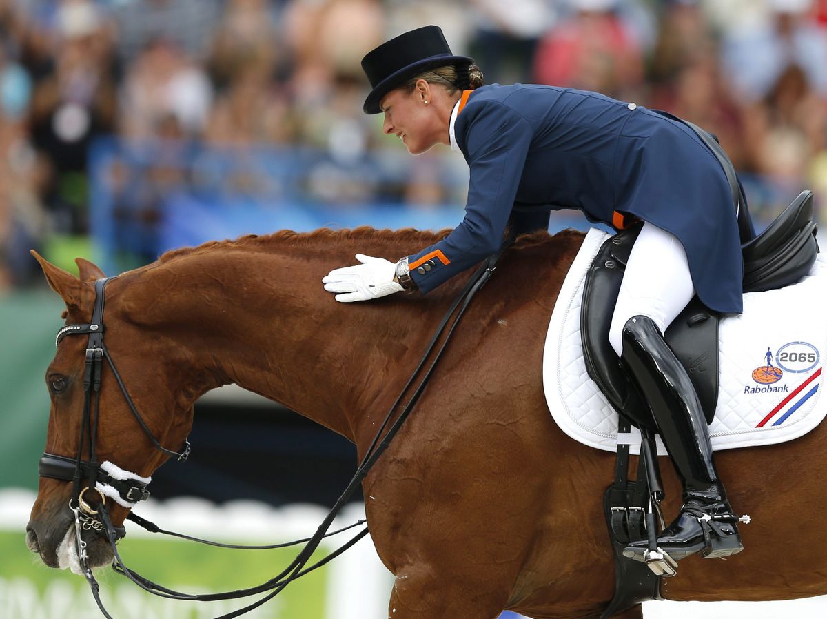 Amerikaanse wil Adelinde Cornelissen aanklagen wegens dierenmishandeling (foto's)