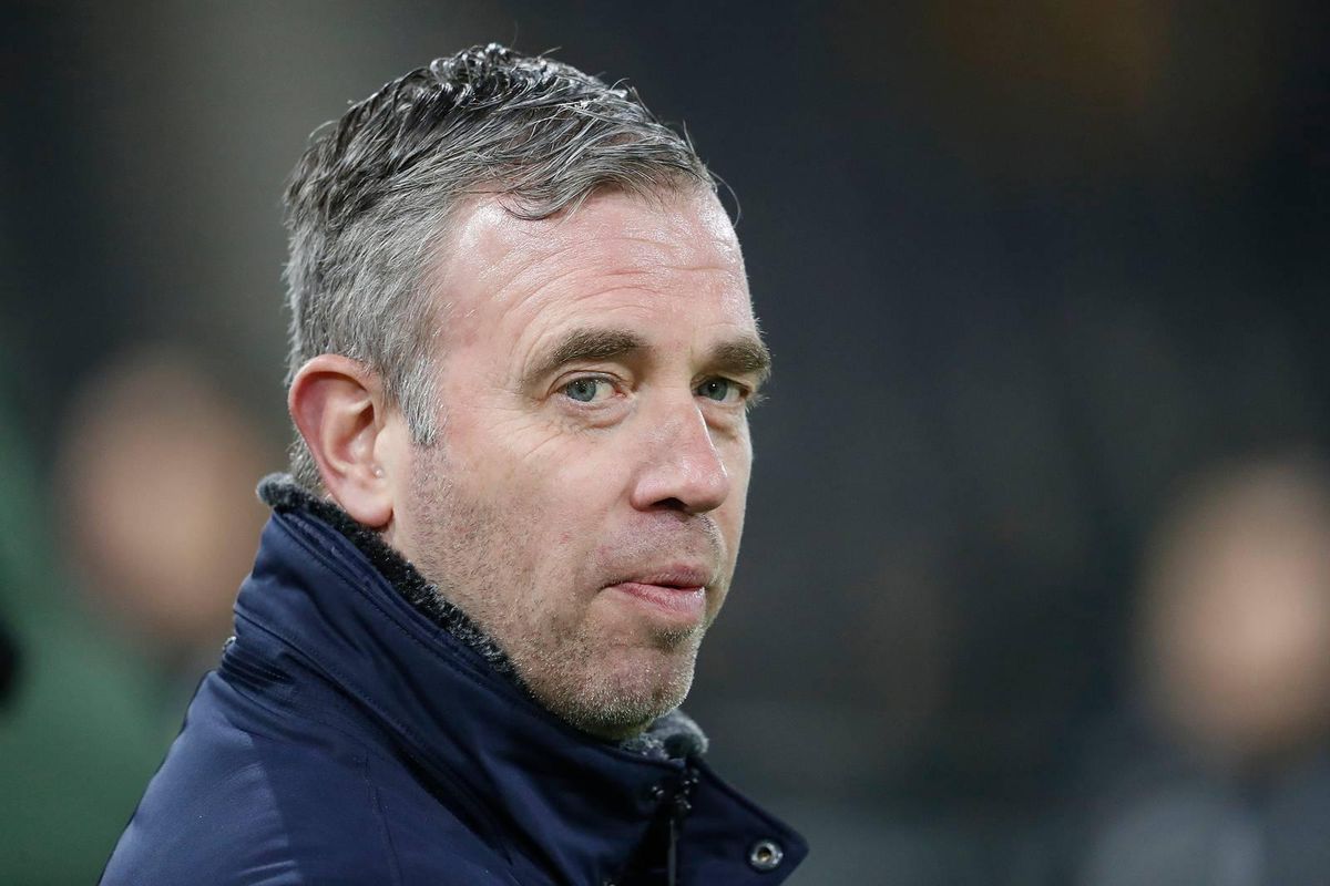 FC Utrecht zet trainer René Hake op straat na tegenvallende resultaten