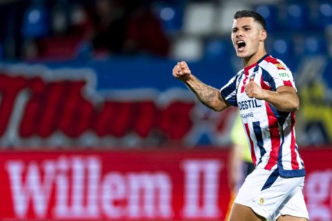 Görkem Saglam schiet Willem II naar minimale zege op PEC Zwolle
