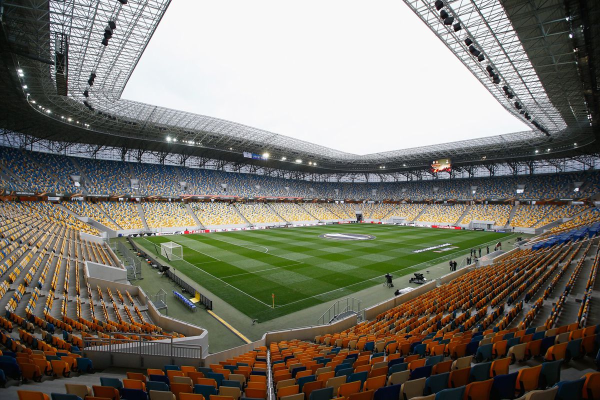 Shakhtar Donetsk tovert stadion om tot opvangcentrum, Benfica stuurt vrachtwagens vol met goederen