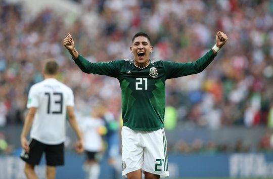 Nóg een hevige strijd tussen PSV en Ajax: beide topclubs jagen op Mexicaanse verdediger