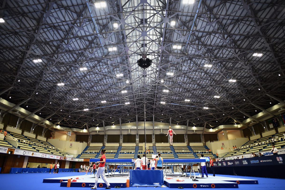 HUH? Nederlands kampioen trampolinespringen stopt omdat hij bang is