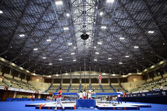 HUH? Nederlands kampioen trampolinespringen stopt omdat hij bang is