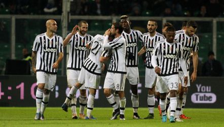 Juventus kijkt omhoog na vierde zege op rij