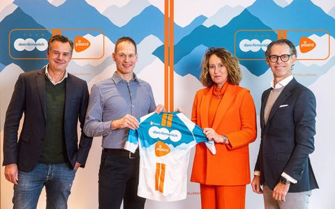 Wielerteam DSM-firmenich kleurt oranje: PostNL nieuwe sponsor