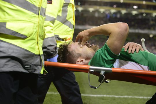 Ierse voetballer Doyle stopt ermee vanwege toenemende koppijn