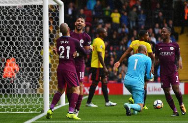 City en Agüero slopen Watford, Liverpool speelt gelijk