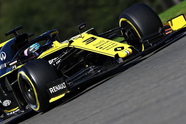 Renault moet enorm bezuinigen, maar belooft in de Formule 1 te blijven