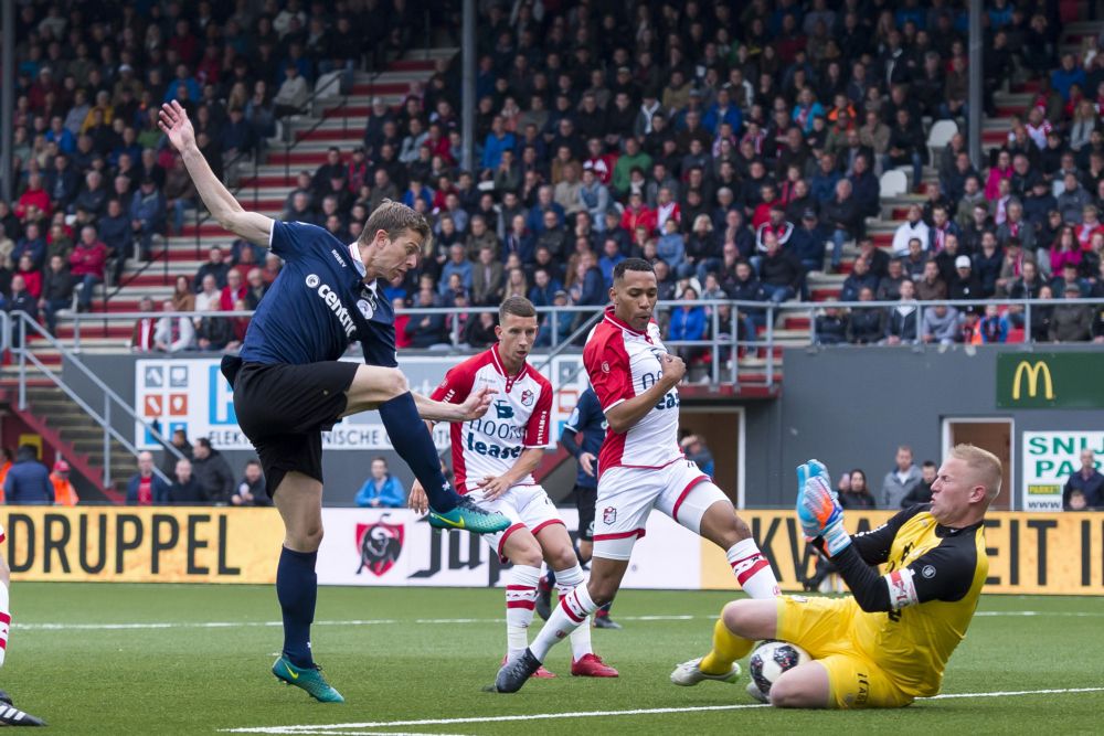 FC Emmen en Sparta scoren niet ondanks gigantische kansen