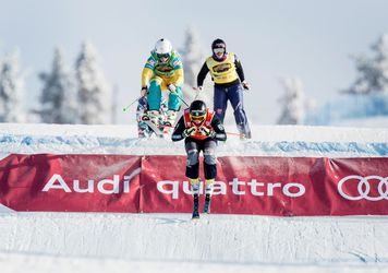 Spektakel bij skicross in Amerika (video)