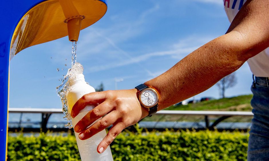 Bloedhete donderdag: AZ en Utrecht zorgen voor extra water tijdens EL-wedstrijden