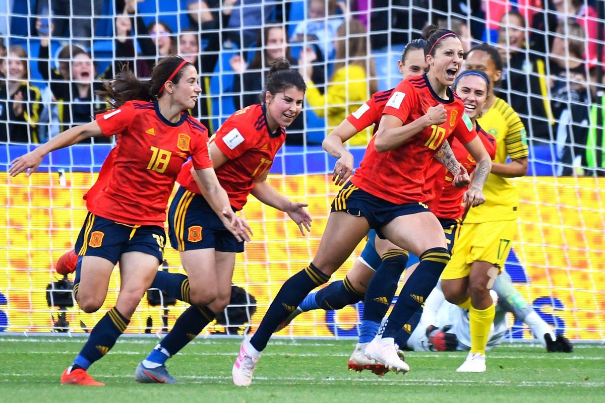 WK: Spanje dankzij 2 strafschoppen langs Zuid-Afrika