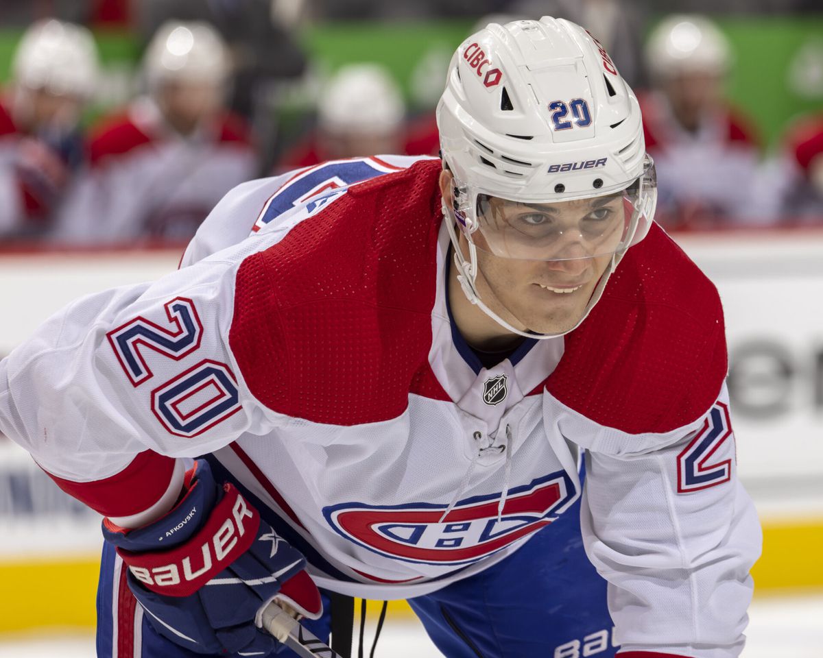 🎥 | Rookie Slafkovský gaat viral na schattig interview: 'Alsof ik NHL op de PS4 speel'