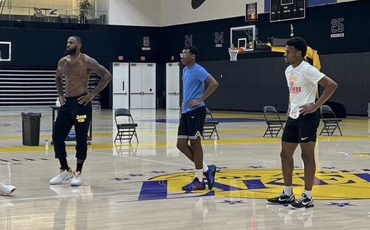 🎥 | De NBA is hier niet klaar voor: zoons van LeBron James laten skills zien