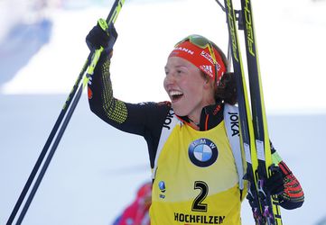 Biatlete Dahlmeier wint als eerste vrouw 5 keer goud op WK
