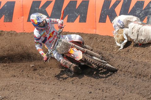 Pech voor Jeffrey Herlings: Nederlander verliest GP Letland door val in slotronde