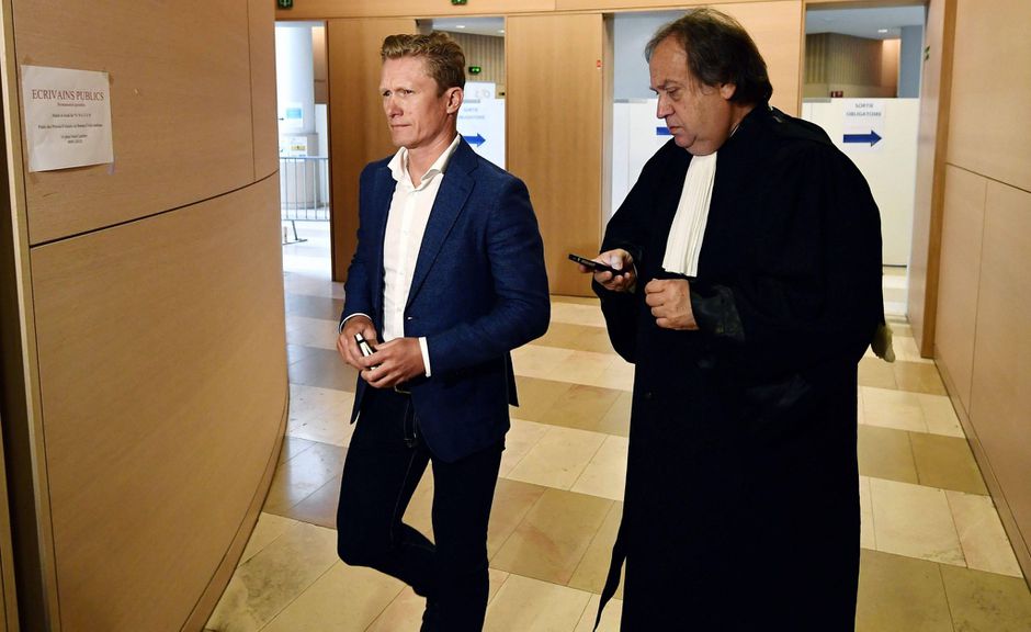 Ex-renner Vinokourov ontkent corruptie en gekochte zege: 'Zit in mijn ziel geld uit te lenen'
