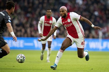 Ajax-fans willen Ryan Babel weer terugsturen naar Turkije