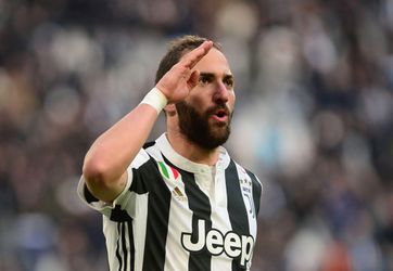 Juventus scoort 7 keer tegen Sassuolo, Higuain maakt hattrick