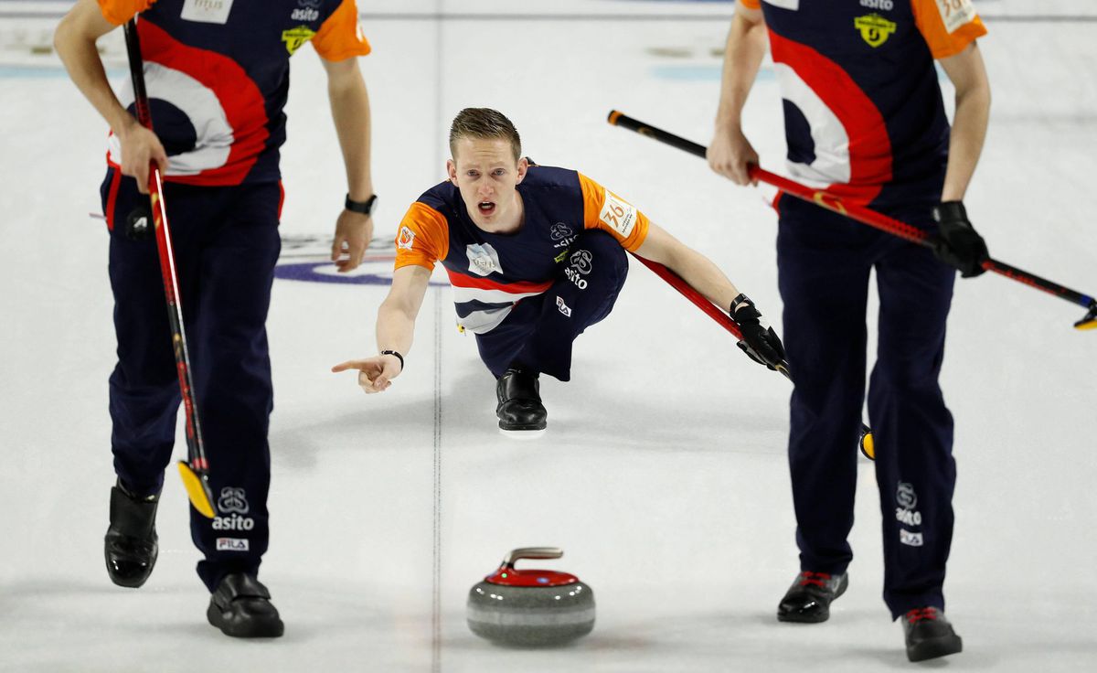 Nederlandse curlers boeken 1e overwinning in WK-kwalificatie