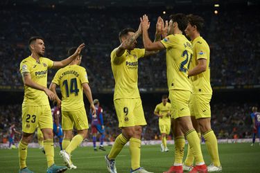 Villarreal naar kwalificatieronde Conference League na winst in Camp Nou
