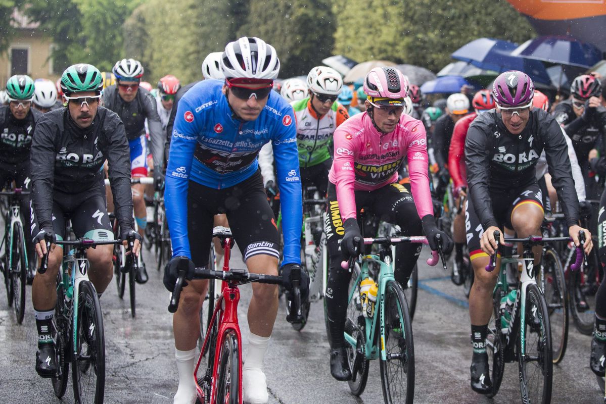 Voorbeschouwing 8ste etappe Giro d'Italia: natte badplaats biedt kansen voor waaghalzen